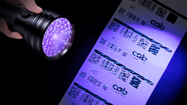 Bezpieczne etykietowanie z niewidoczną ochroną produktu.